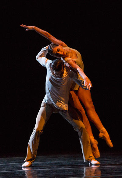 Ayaha Tsunaki in Stijn Celis's Vertigo Maze at The Joyce Theater. Photo © Yi-Chun Wu