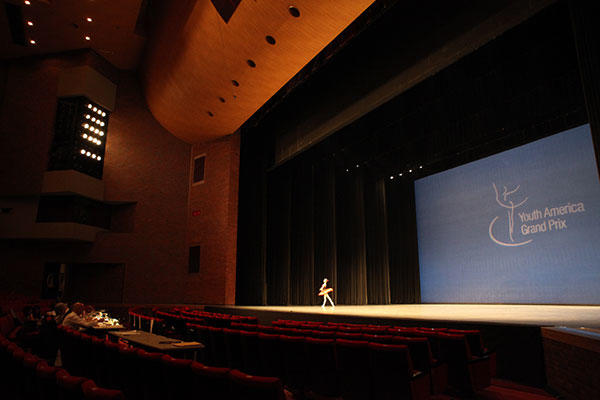 YAGP2016日本予選　クラシック部門ファイナル審査　撮影：本橋亜弓（スタッフ・テス）