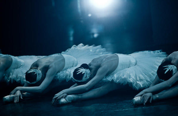 パリ・オペラ座バレエ団『白鳥の湖』 (C)Anne Deniau/Opéra national de Paris