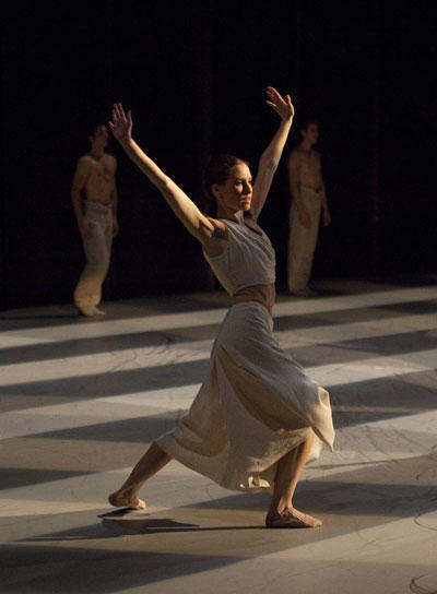 イリ・キリアン振付「輝夜姫」 Photos Anne Deniau / Opéra national de Paris