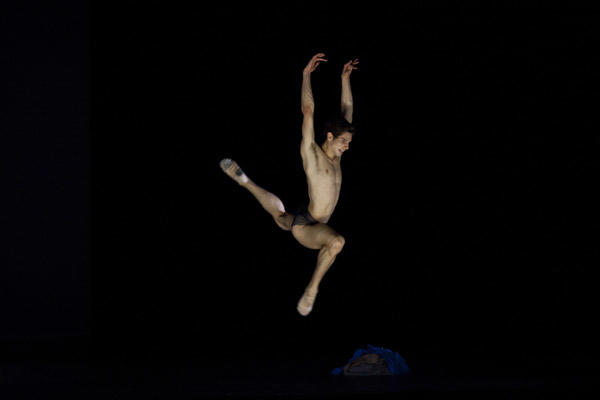 「感覚の解剖学」 Photo Anne Deniau / Opéra national de Paris