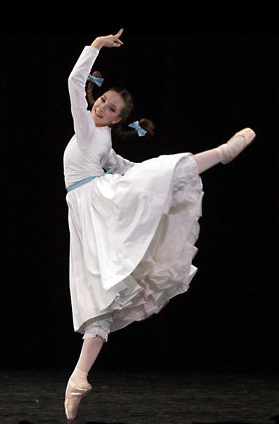 時代の異なる3作品を踊った、パリ・オペラ座バレエ学校公演｜チャコット