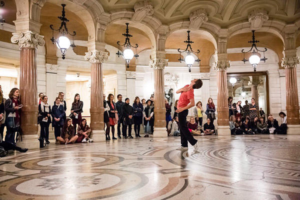 「20世紀のための20人のダンサー」 photo Agathe Poupeney/ Opéra national de Paris