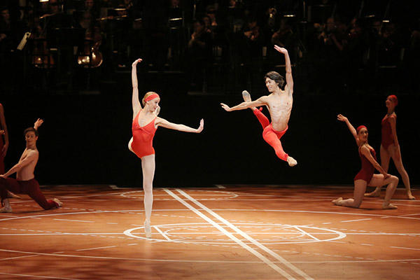 東京バレエ団‐モーリス・ベジャール・バレエ団共同制作『第九交響曲』　Photo：Kiyonori Hasegawa