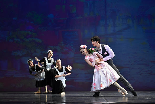 「Ballet Rose in Love Stories〜バラで綴るバレエの恋の物語」撮影：瀬戸秀美
