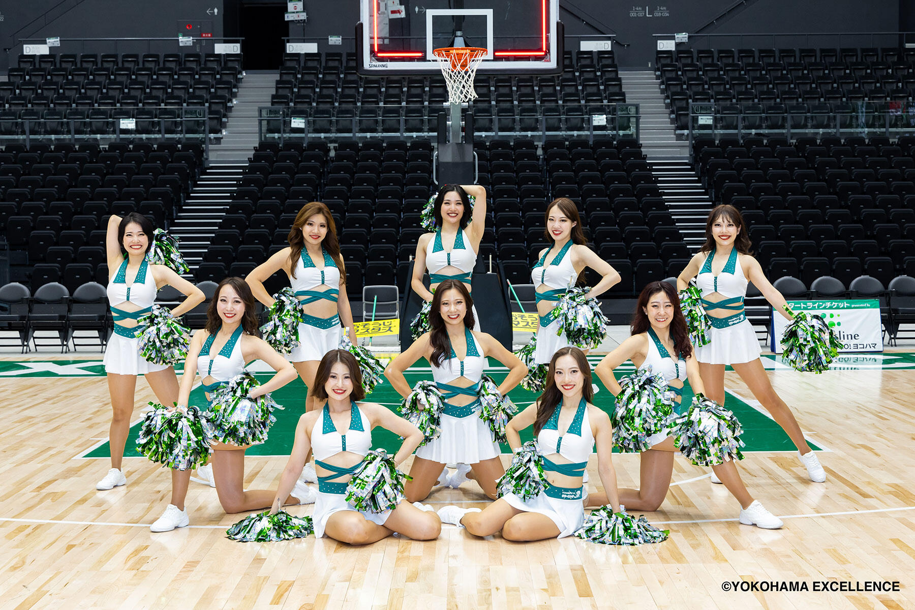 バトン衣装紹介｜チャコットで製作させていただいたお客さまの衣装をご  