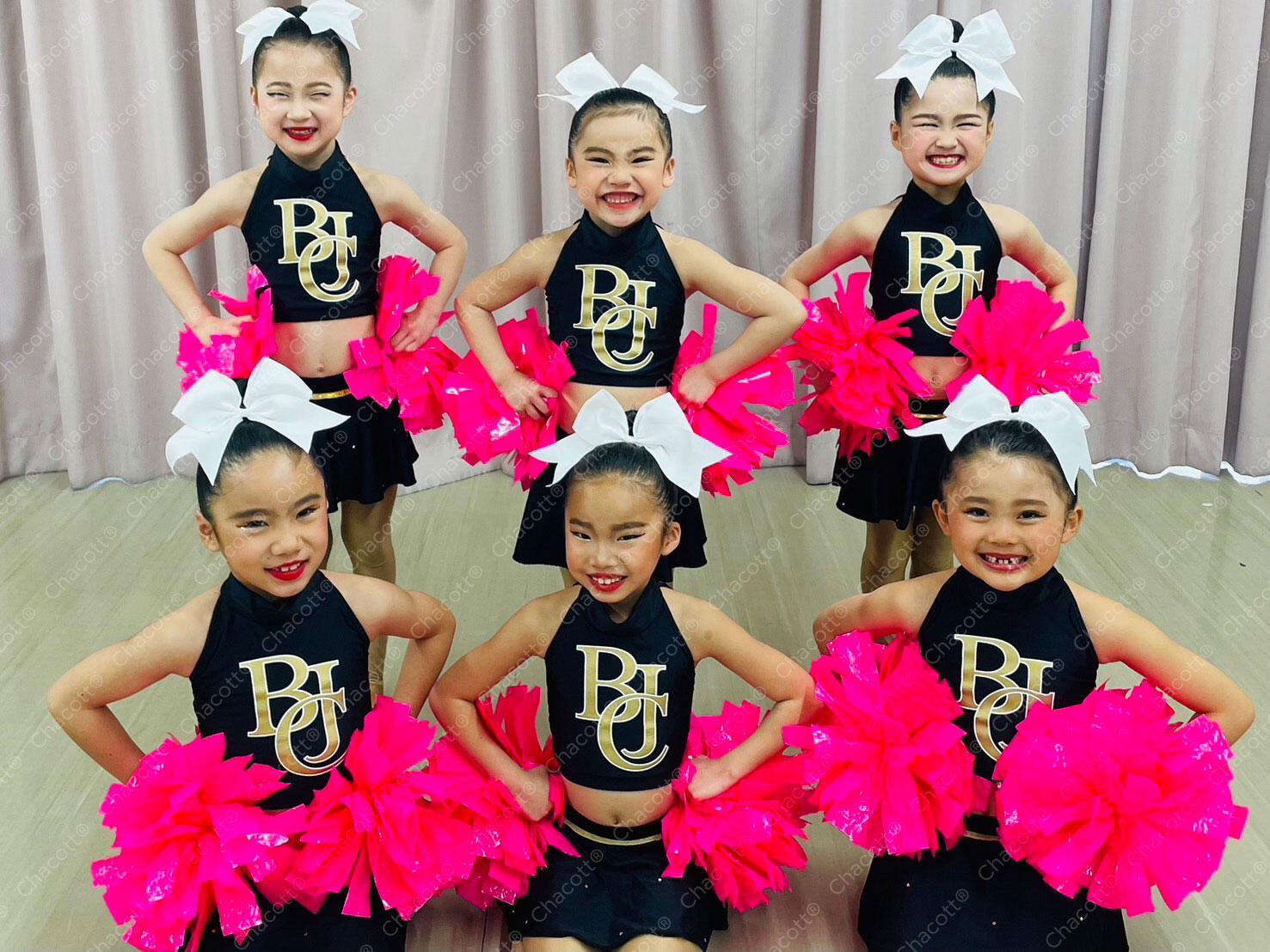 https://www.chacott-jp.com/release/upload_files/cheer_costume_Bijou_mini.jpg