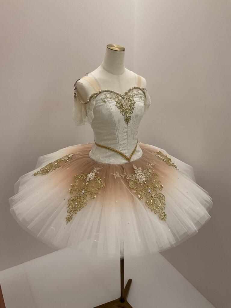 大丸心斎橋店】オリジナルバレエ衣装を店頭でお求めいただけます