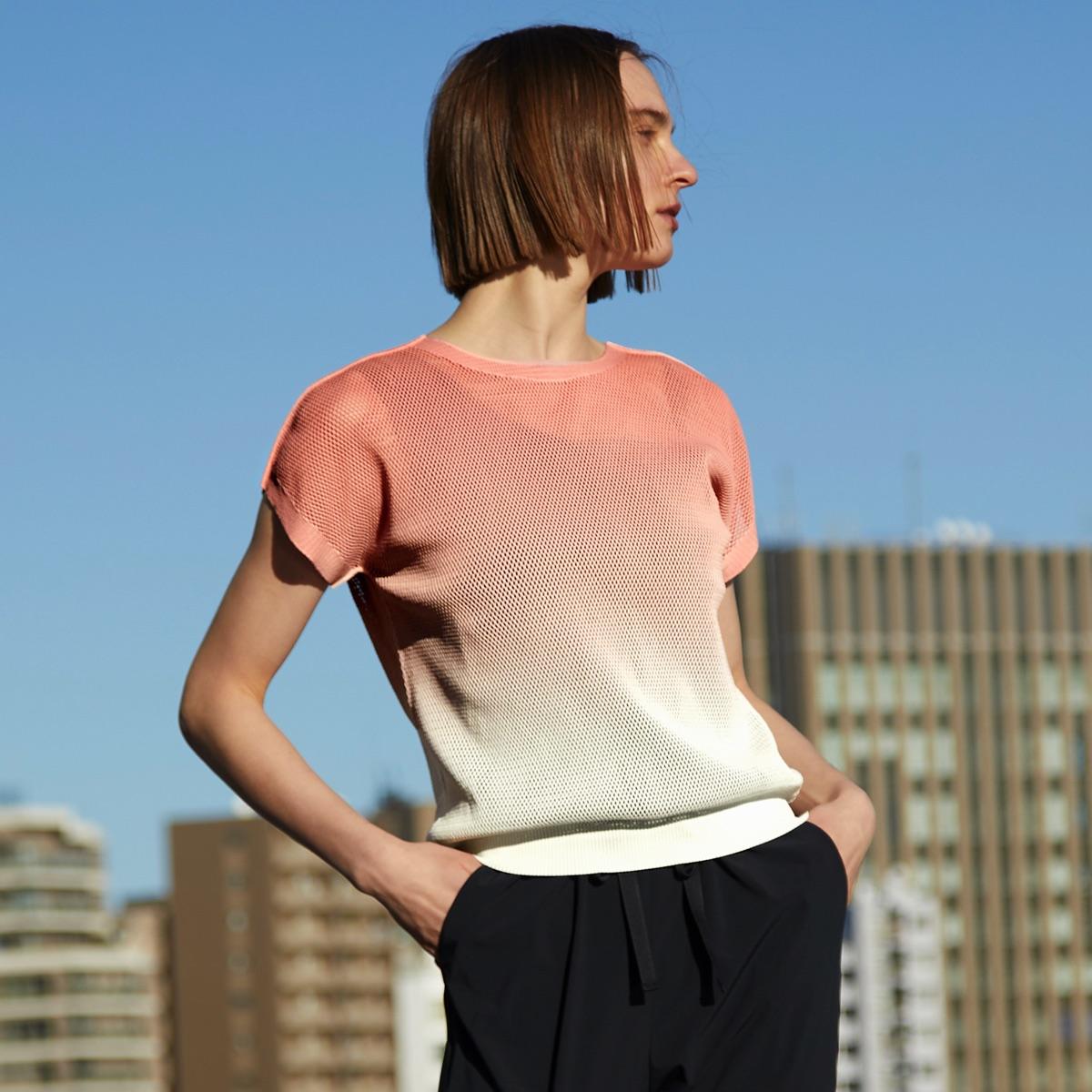 IkebukuroグラデーションTシャツ１.jpg
