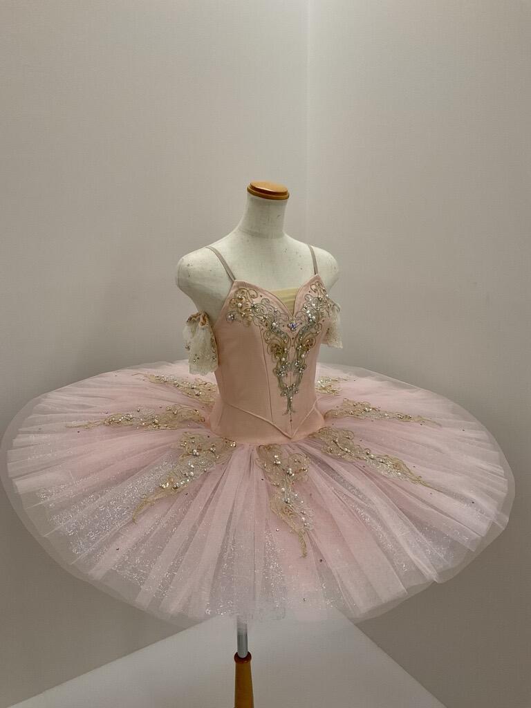 大丸心斎橋店】オリジナルバレエ衣装を店頭でお求めいただけます